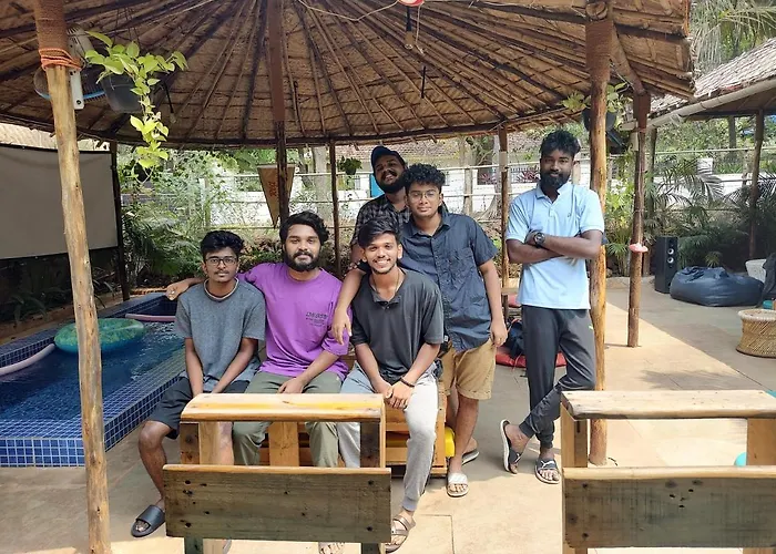 Red Monkeys Hostel Arambol